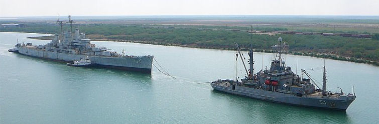 USS Des Moines CA-134 -Enroute to Texas - 7 Sept 2006