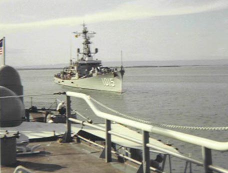 USS Hammerberg DE 1015